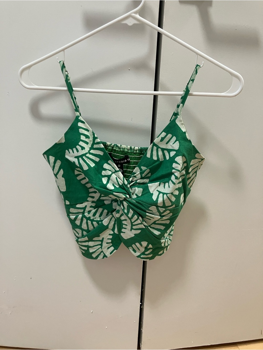 Aqua x Studio 189 Green and White Twist-Front Cropped Camisole, Women’s XS, $88